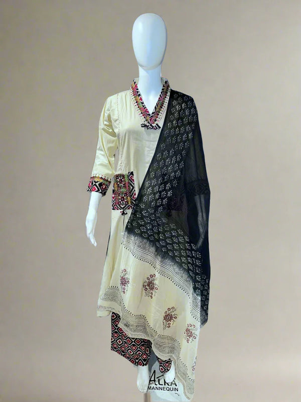 Kachhi Creme Cotton Salwar Kameez Dress